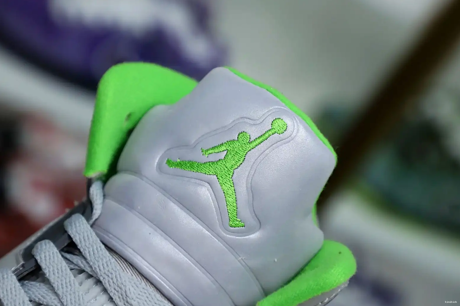 Kimikick 2022 BEAN' 5 RETRO JORDAN 'GREEN AIR 0430